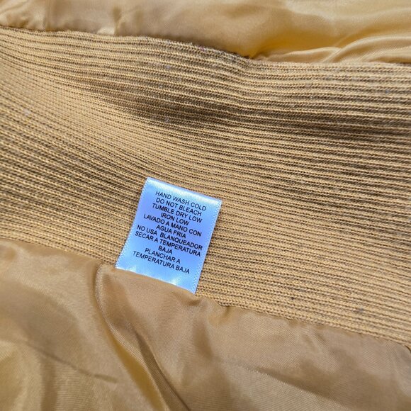 LOVE TREE Women's Quilted Puffer Vest Full Zip Size Medium Yellow / Gold Vest - Picture 11 of 12